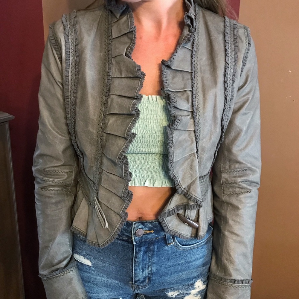 MODA International Ruffle Leather Jacket - Picture 2 of 10